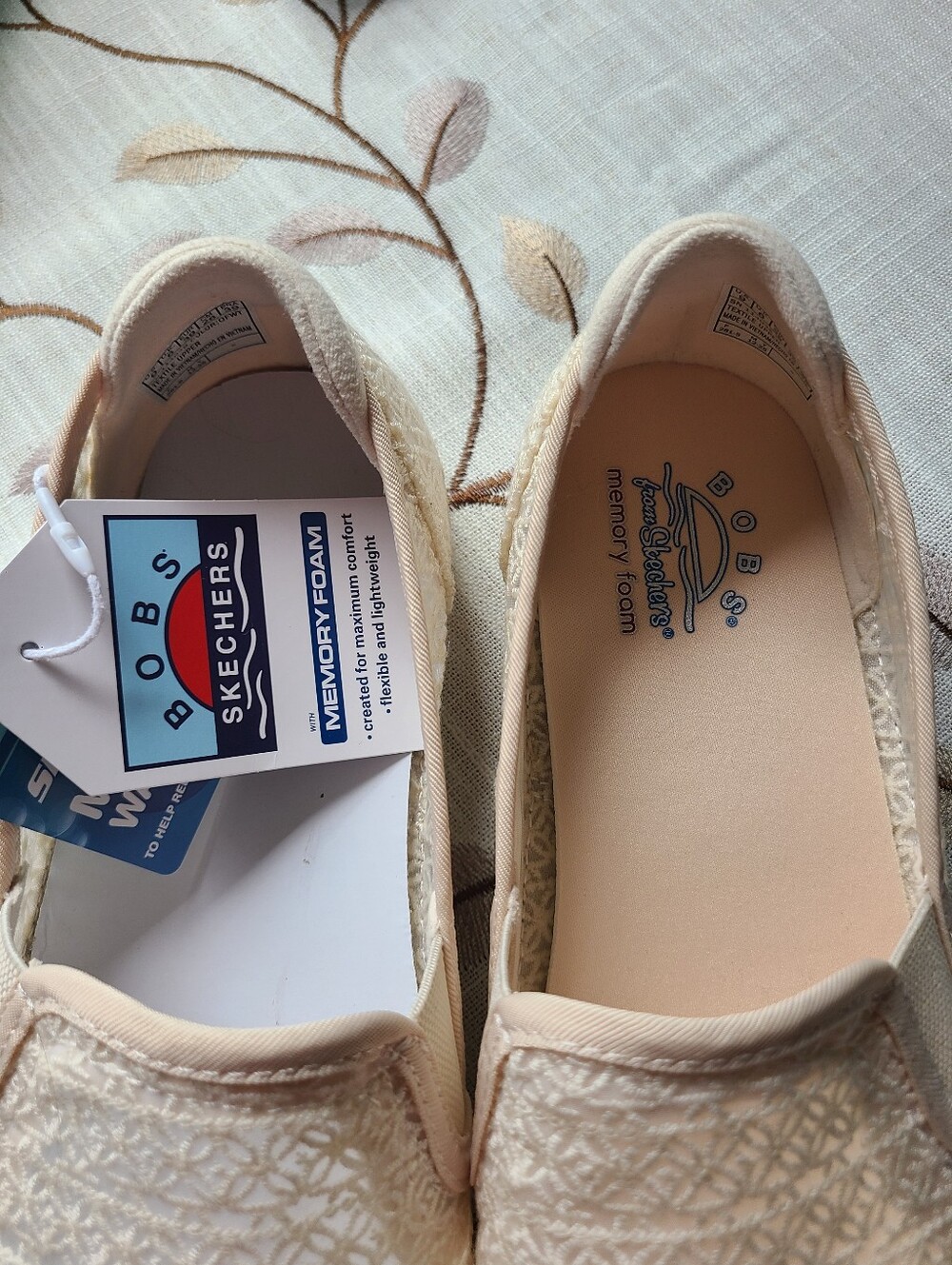 Skechers BOBS Women's Slip-On Espadrilles - Cream Beige Size 9 - Picture 2 of 9